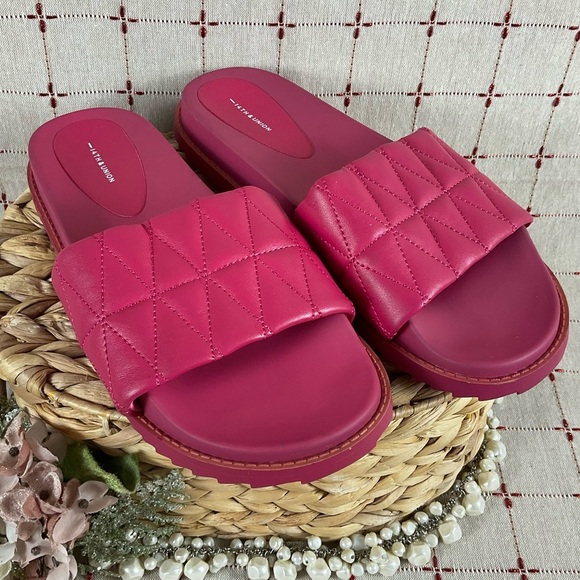 14th & Union “Tallin” Slides Pink Quilted Sandals Sz 9 NWOB 14th and Union - Picture 1 of 7